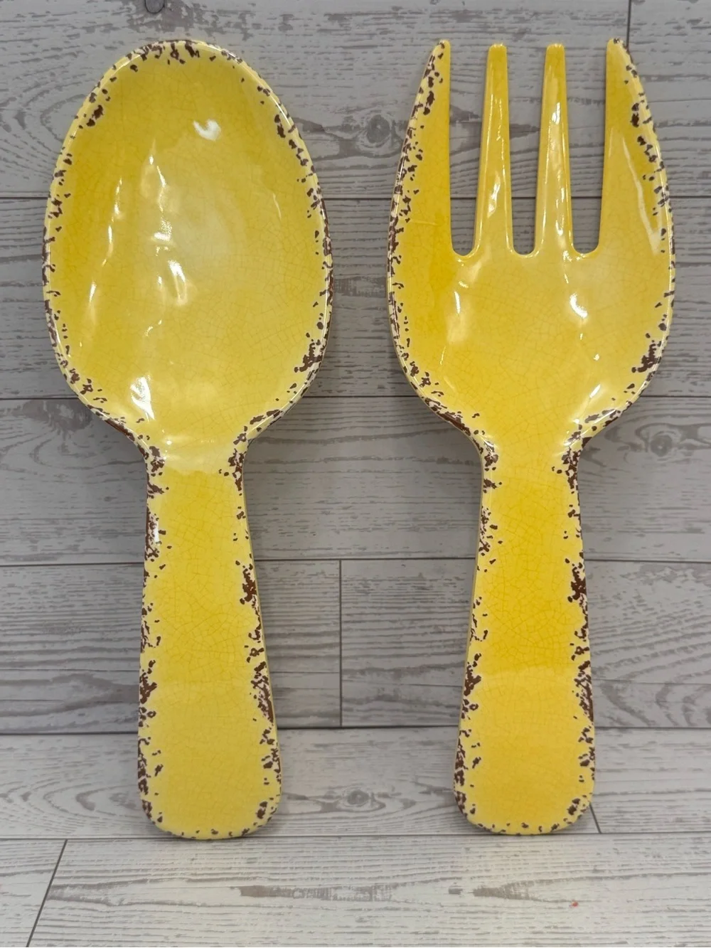 Tommy Bahama Rustic Crackle Tuscan Melamine Collection 12” Bowl Fork and Spoon